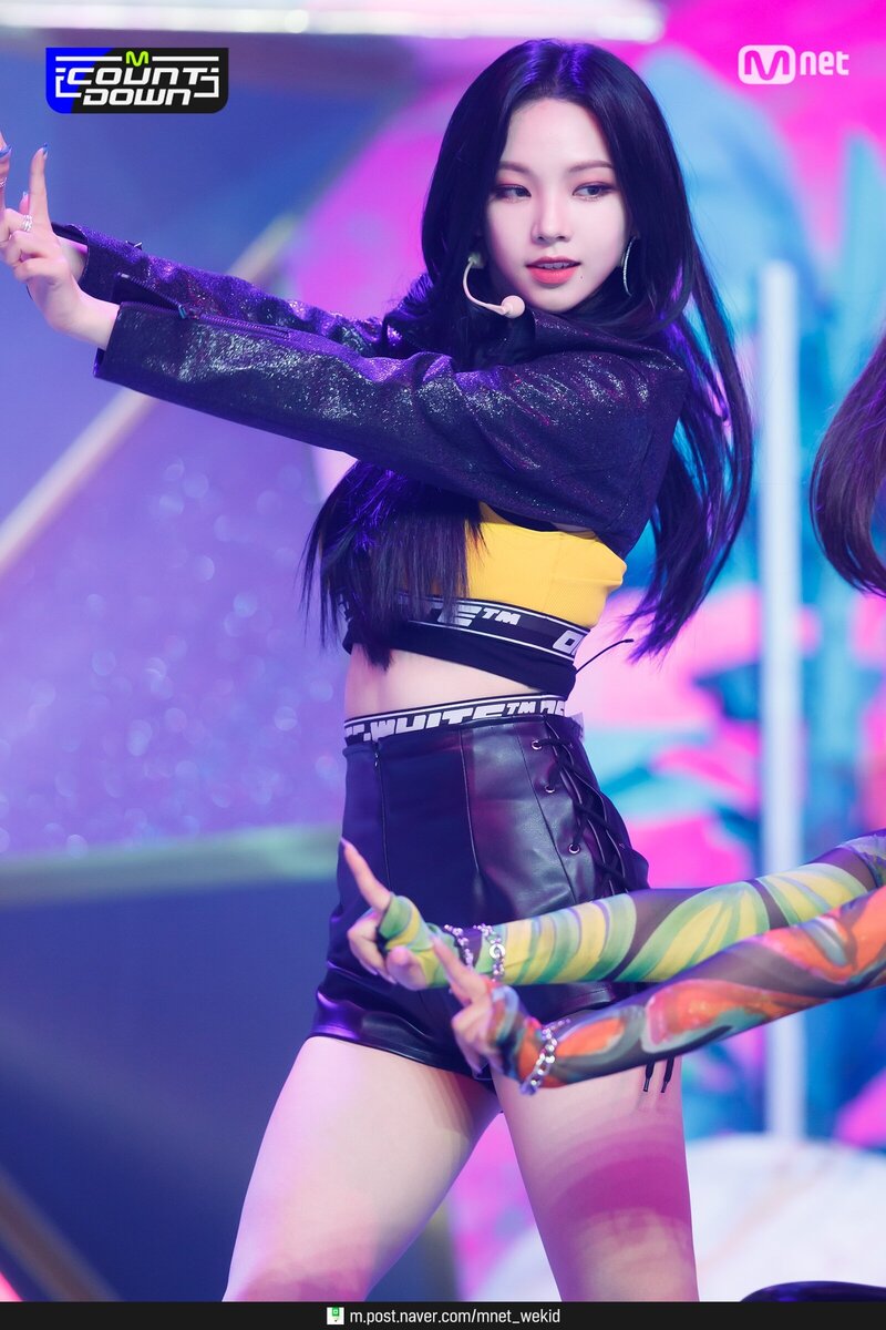 210603 aespa - 'Next Level' at M Countdown documents 23