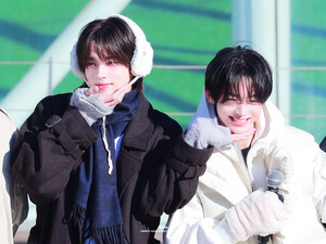 241206 SHINYU, HANJIN AT MUSIC BANK MINI FANMEET