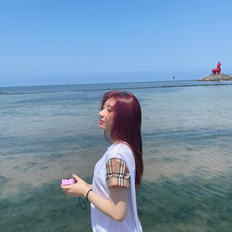 210609 ITZY Instagram Update - Chaeryeong documents 9