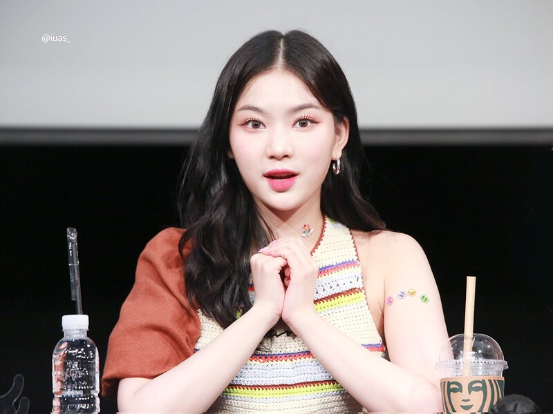 220729 STAYC Isa - WITHMUU Fansign documents 2