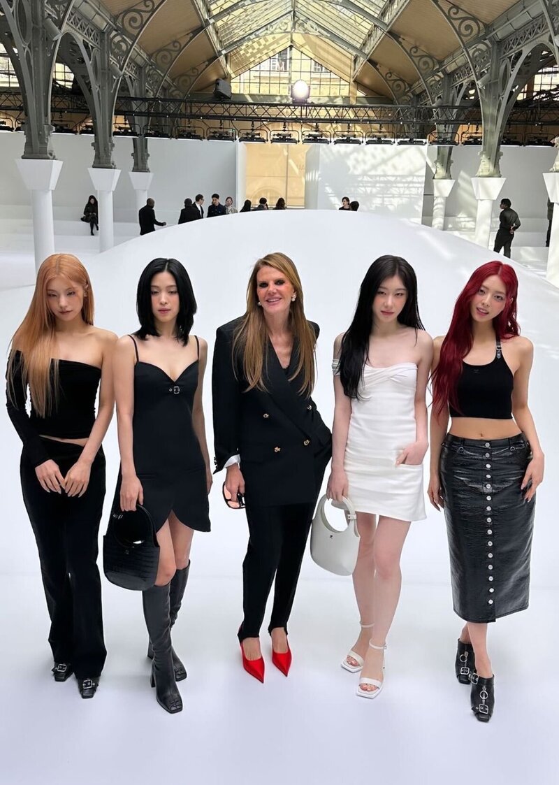 240228 - ITZY for Courrèges Event at Paris Fashion Week documents 3