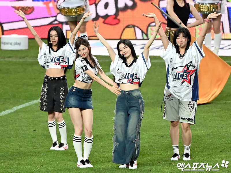 240731 TWICE  at Team K-League vs. Tottenham Hotspur's Halftime Show documents 5