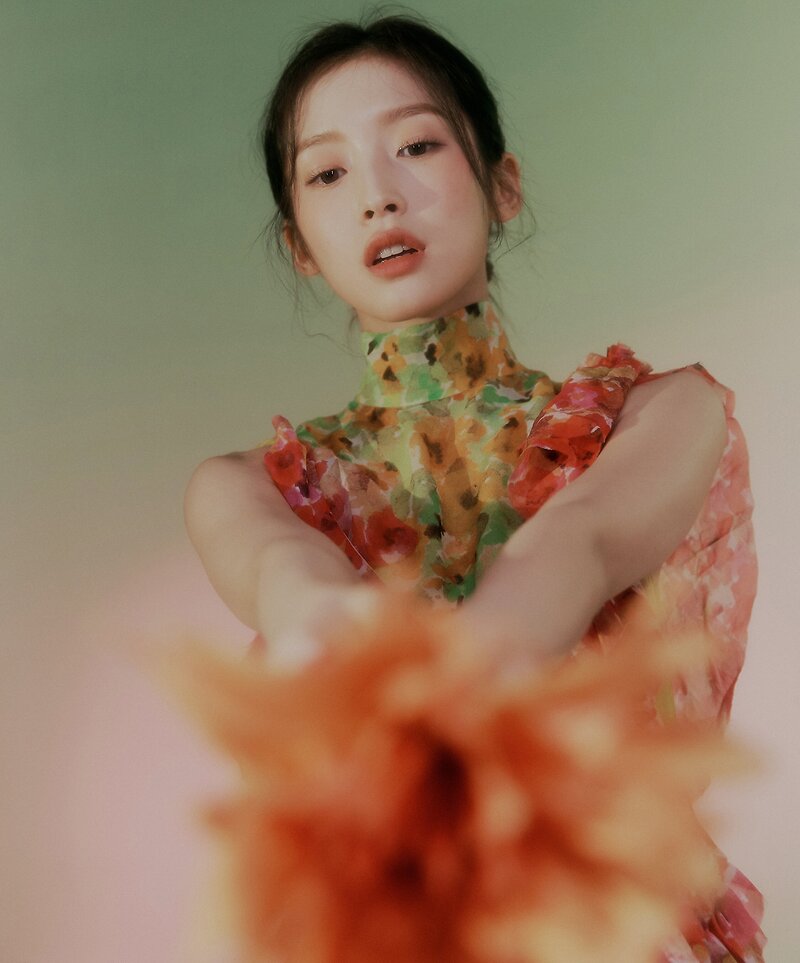 OH MY GIRL Arin for Singles Magazine February 2023 Issue documents 1