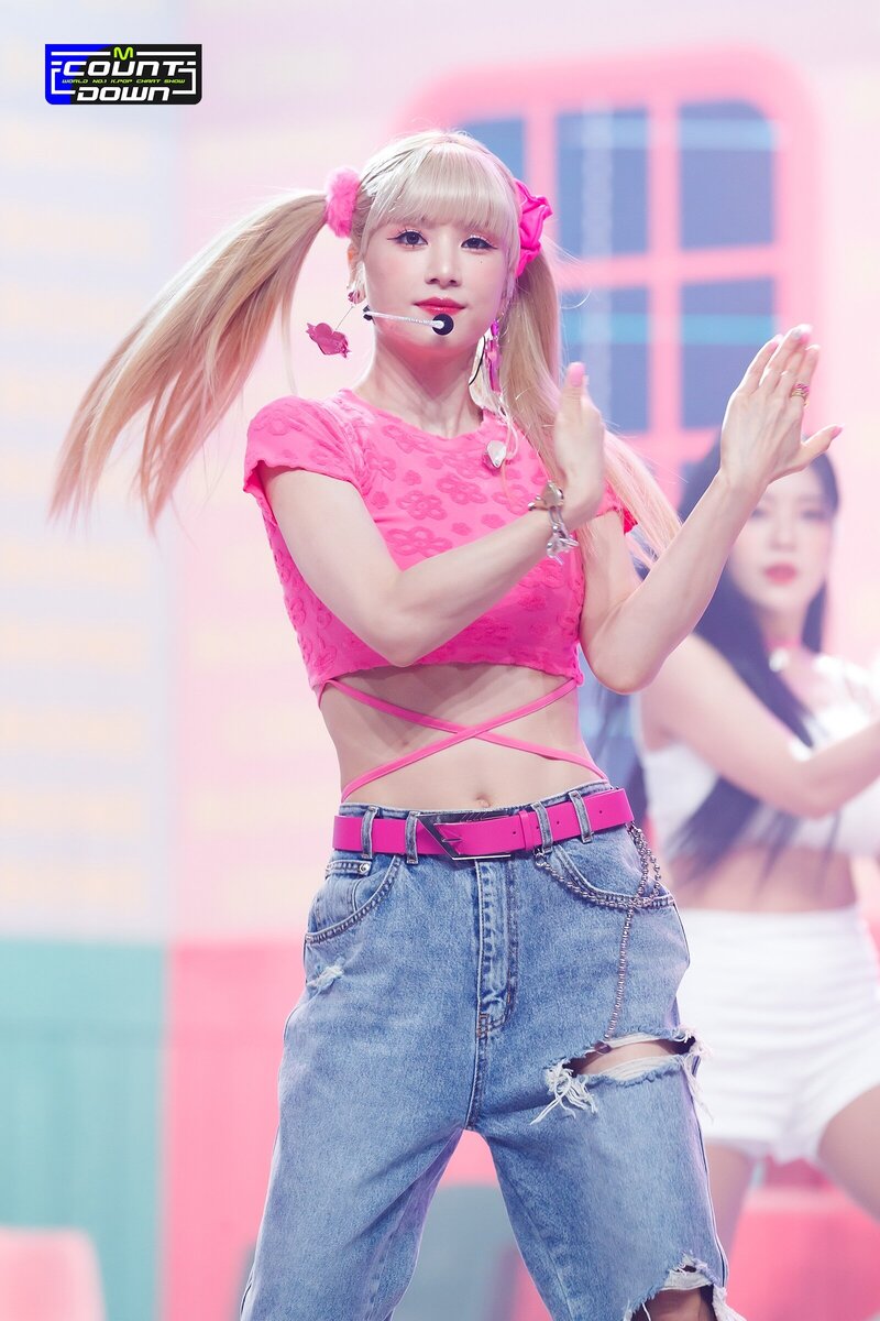 220714 Apink Chobom 'Copycat' at M Countdown documents 5