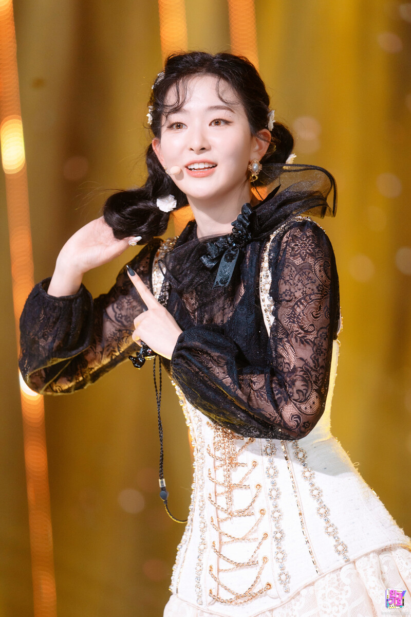 220403 Red Velvet Seulgi - 'Feel My Rhythm' at Inkigayo documents 1