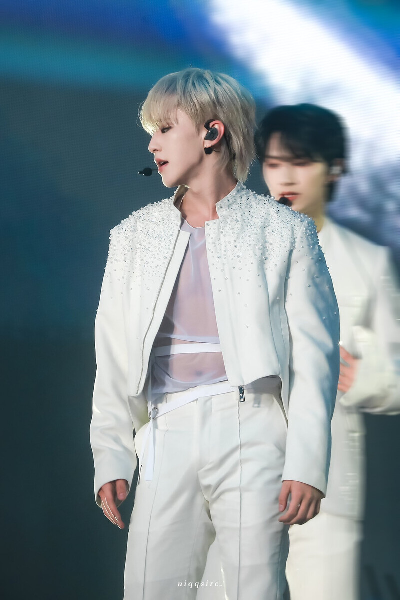 240427 SEVENTEEN Hoshi - 'FOLLOW' AGAIN Seoul Day 1 documents 6