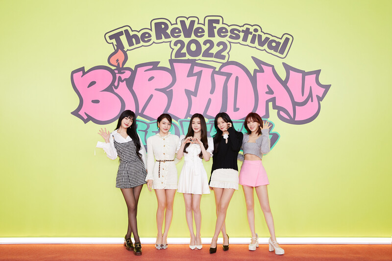 221128 Red Velvet at 'Birthday' Media Showcase documents 1
