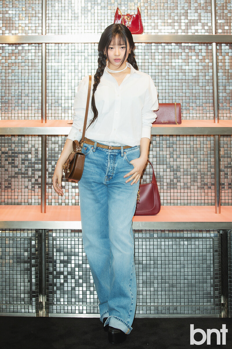 241022 New Jeans Hanni at Gucci Cultural Month Photo Exhibition documents 2