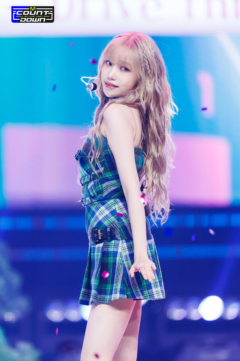 230810 JO YURI - 'TAXI' at M COUNTDOWN documents 24