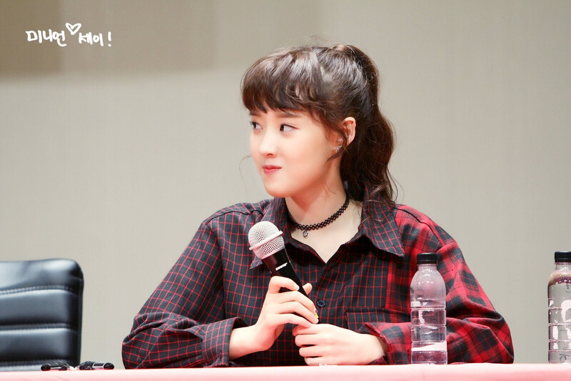 170917 Weki Meki Sei at 'WEME' Ilsan Fansign documents 2