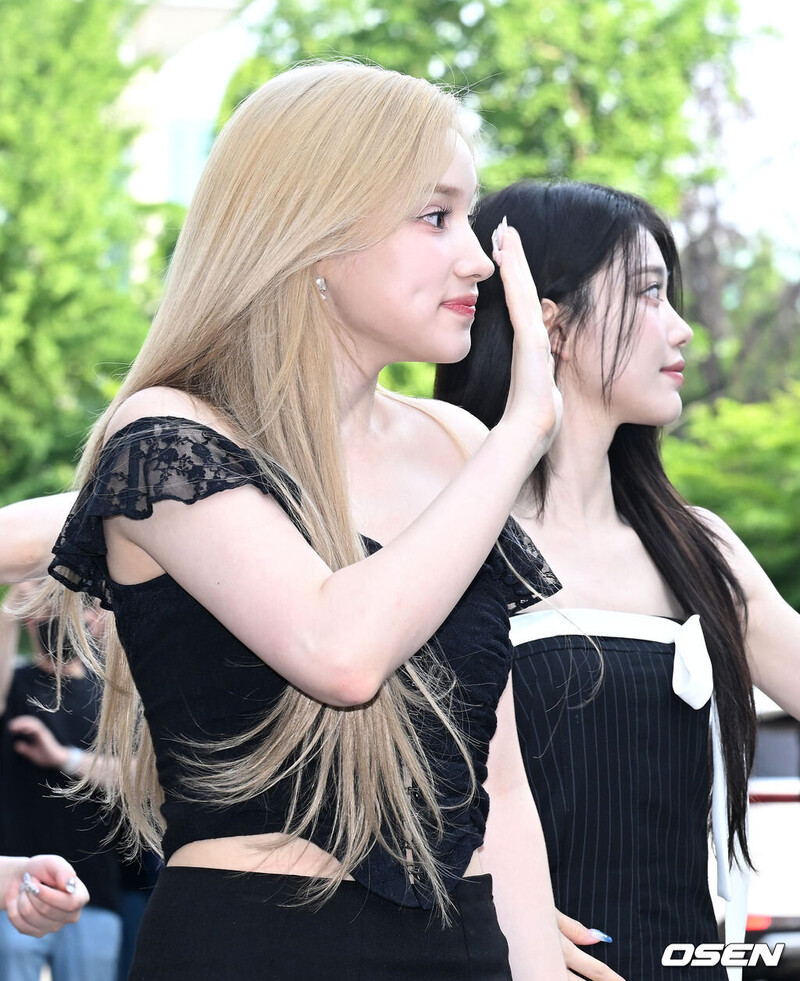 240614 Kep1er Bahiyyih - Music Bank Commute documents 1