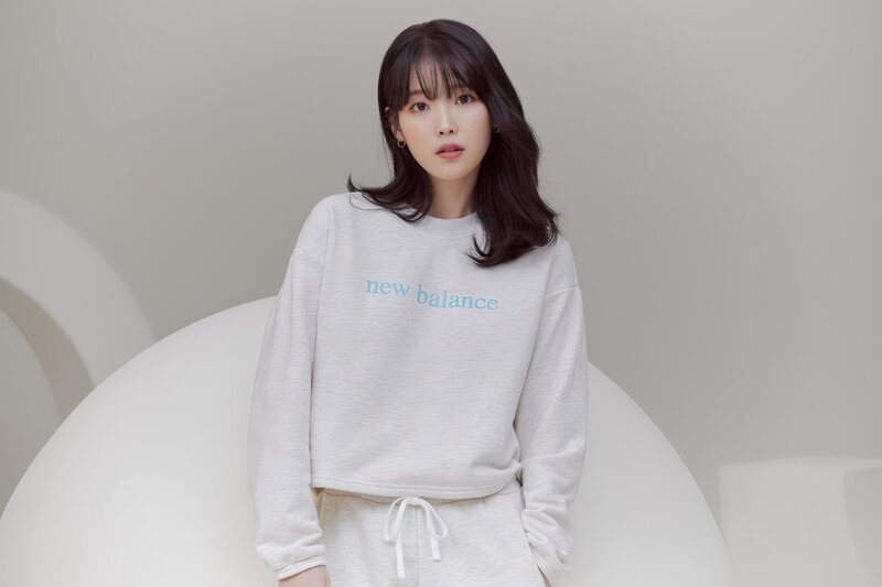 IU for New Balance 2022 'Grey Day' Collection documents 1