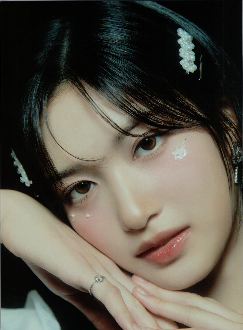 IVE - DICON Volume No. 20 'I haVE a dream, I haVE a fantasy' (Scans) documents 30