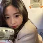 210418 IZ*ONE Instagram Update - Minju