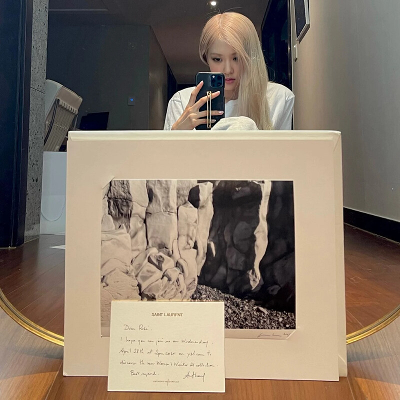 210428 - ROSÉ Instagram Update documents 10