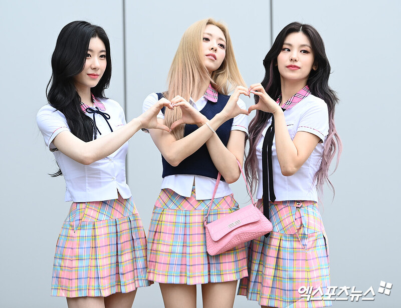 220721 ITZY - Recording for Knowing Bros documents 1