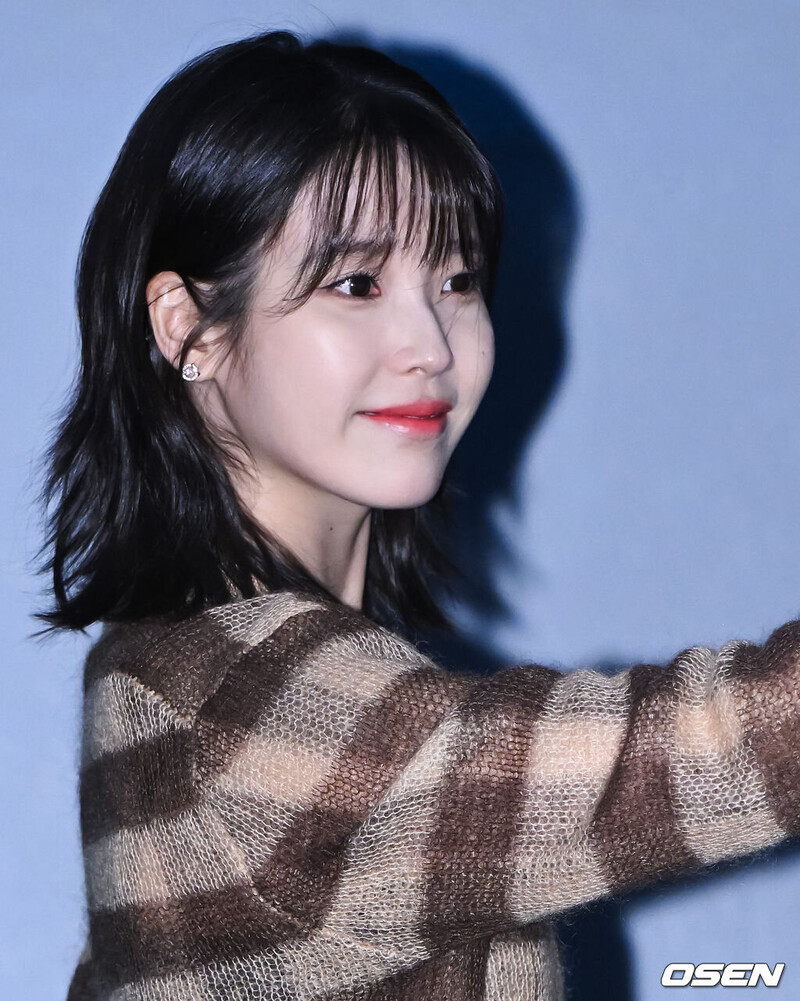 230430 IU 'Dream' Stage Greetings documents 14