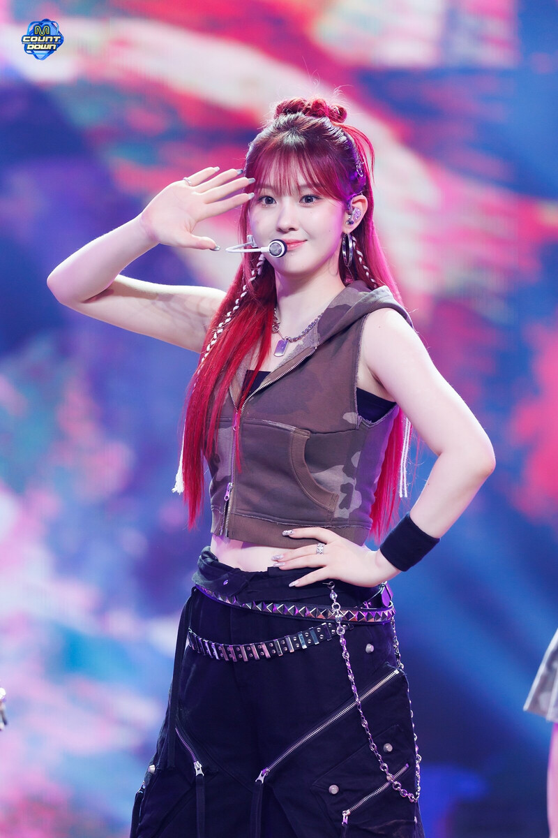 240627 Kep1er Chaehyun - 'PROBLEM' at M Countdown documents 5