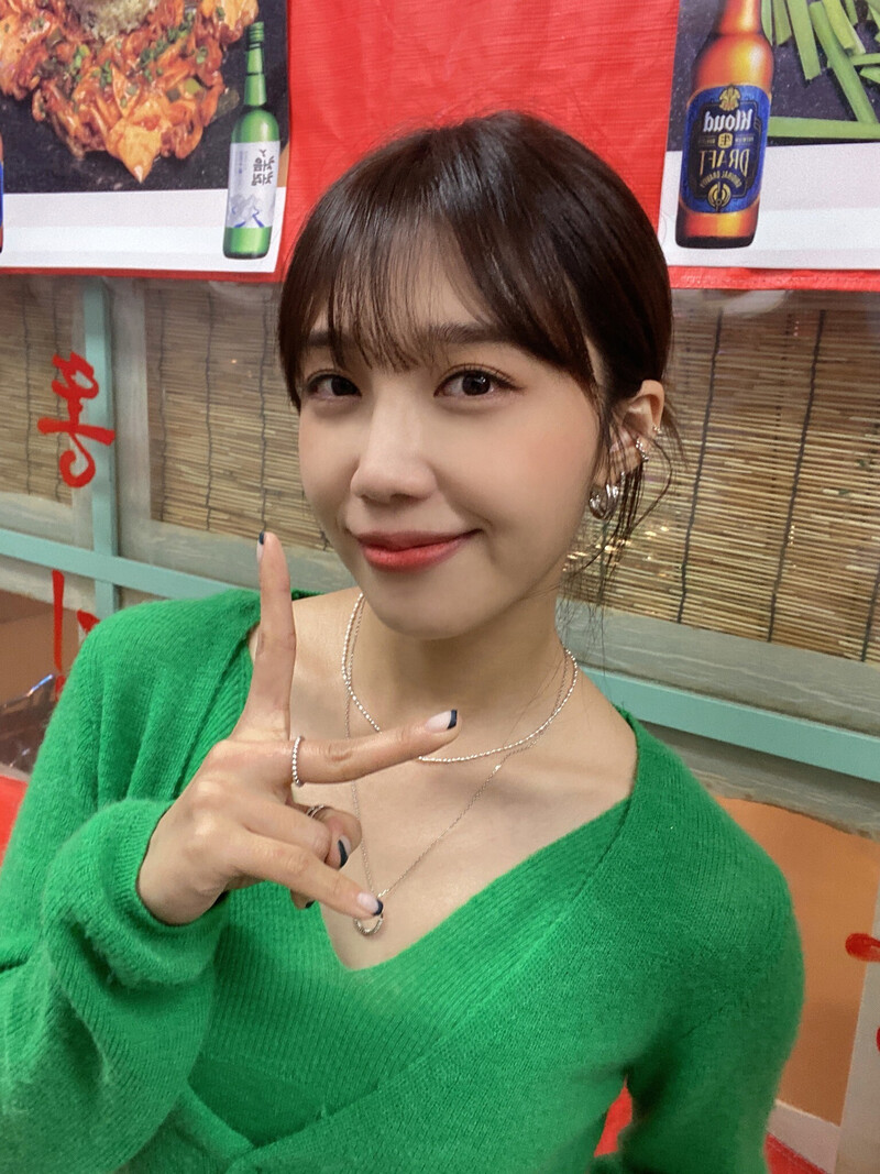 211125 Apink facebook update with EUNJI documents 1