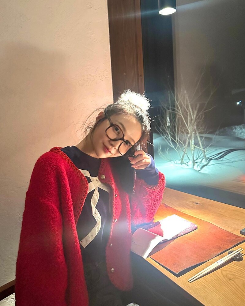 240217 Red Velvet Joy Instagram Update documents 12