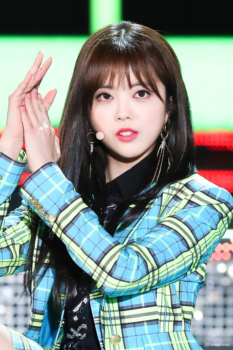 190531 Weki Meki Suyeon at Gimcheon Open Concert documents 1