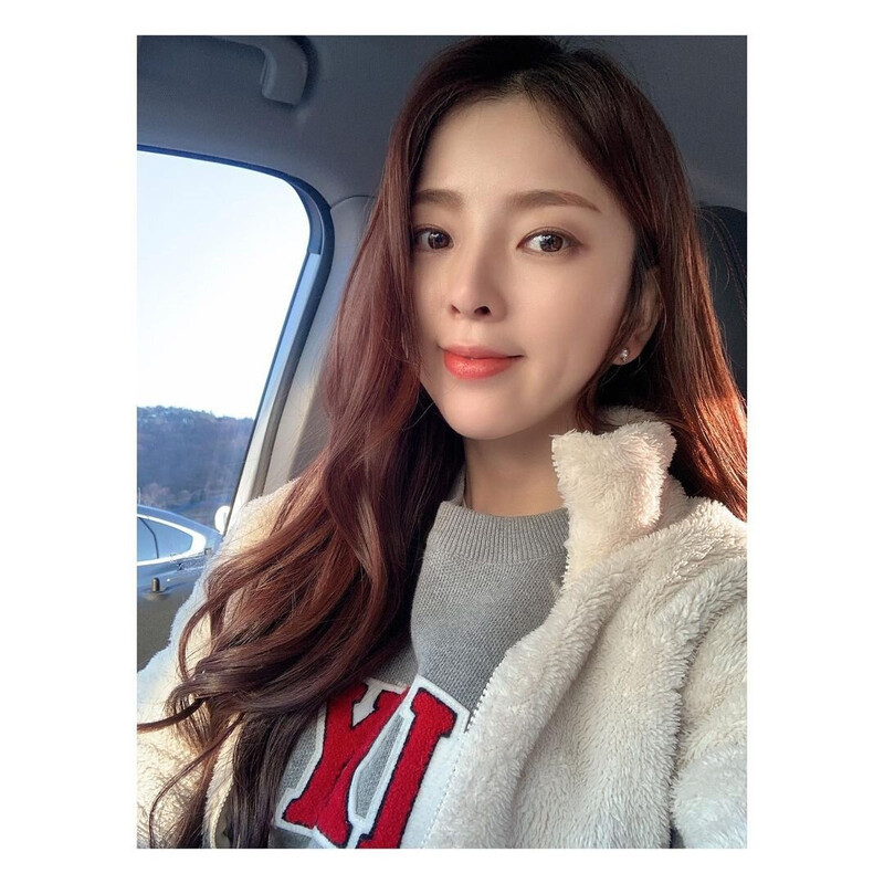 200112 Seulki Instagram Update (S#AFLA) documents 1