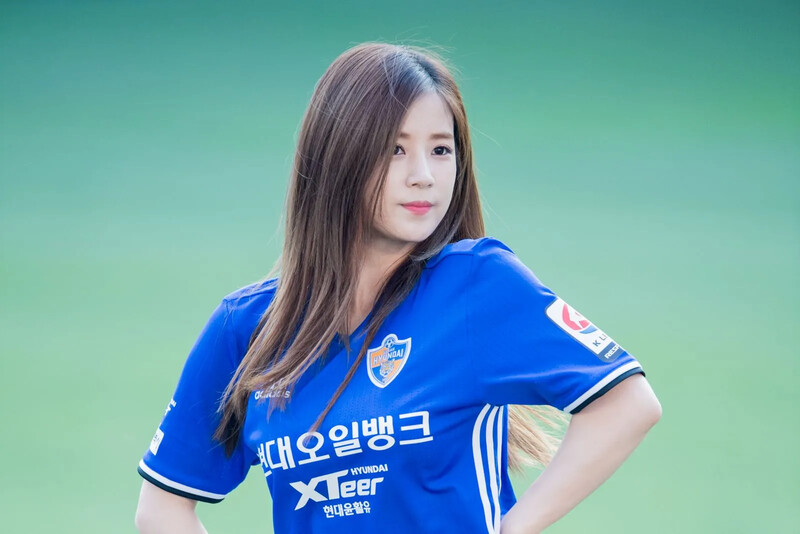 Chorong36_1.jpg