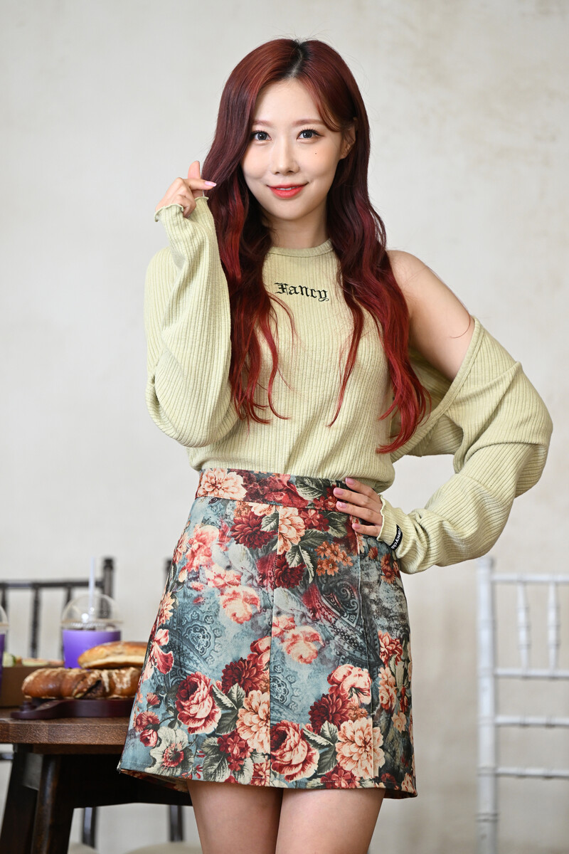 220405 PlayJ Star Guerilla - Dreamcatcher Handong Interview Photos documents 3