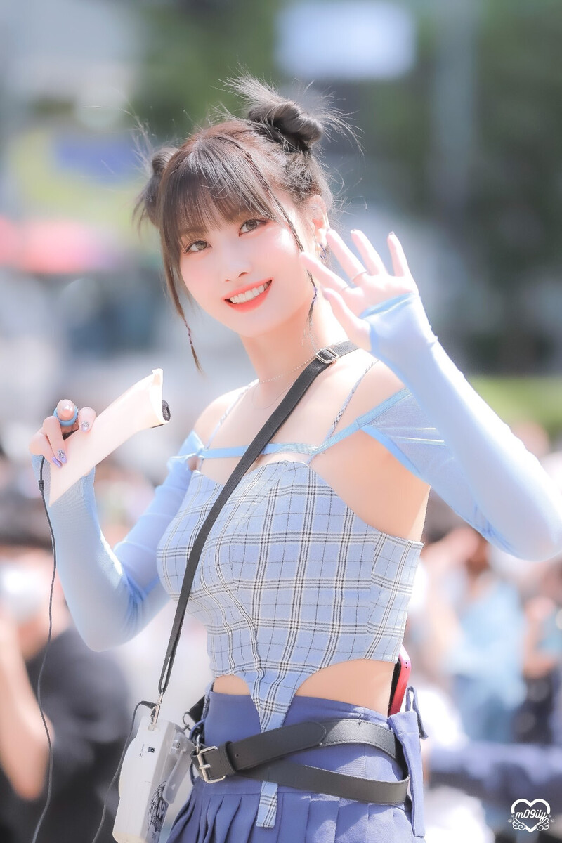 220903 TWICE Momo at  Mini Fan Meeting with ONCEs documents 3