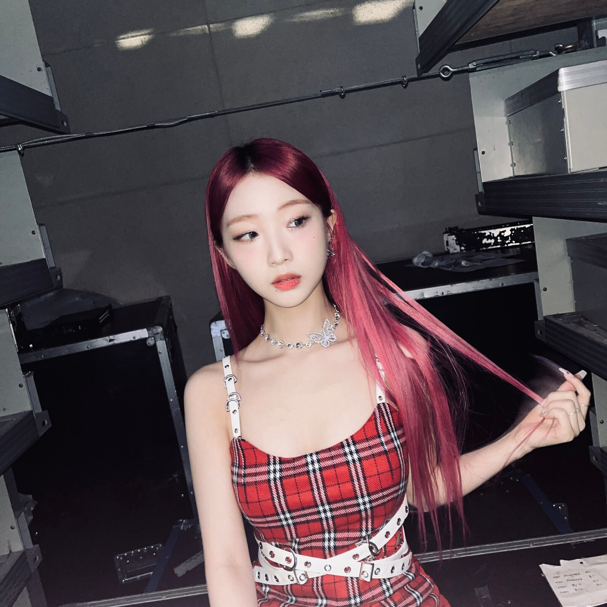 221019 LOONA Twitter Update - Yeojin | kpopping