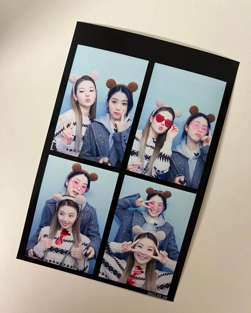 220518 ITZY Instagram Update - Lia documents 8