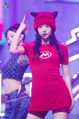 240905 LE SSERAFIM Eunchae - 'CRAZY' + '1-800-hot-n-fun' at M COUNTDOWN