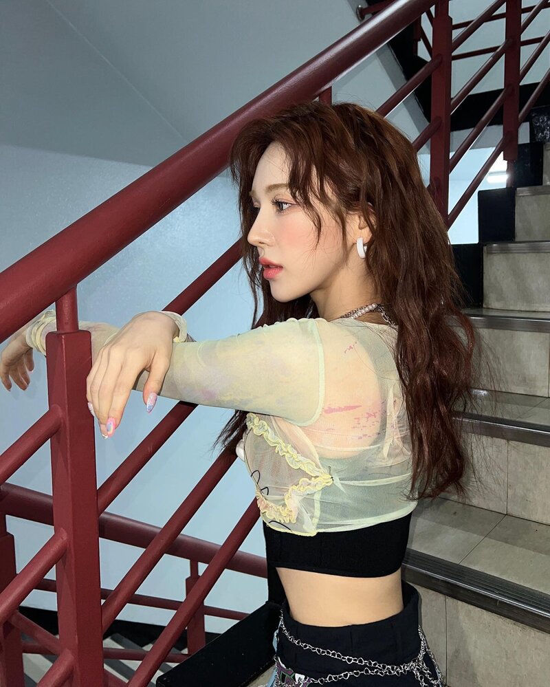 221211 Red Velvet Seulgi & Wendy Instagram Update documents 10