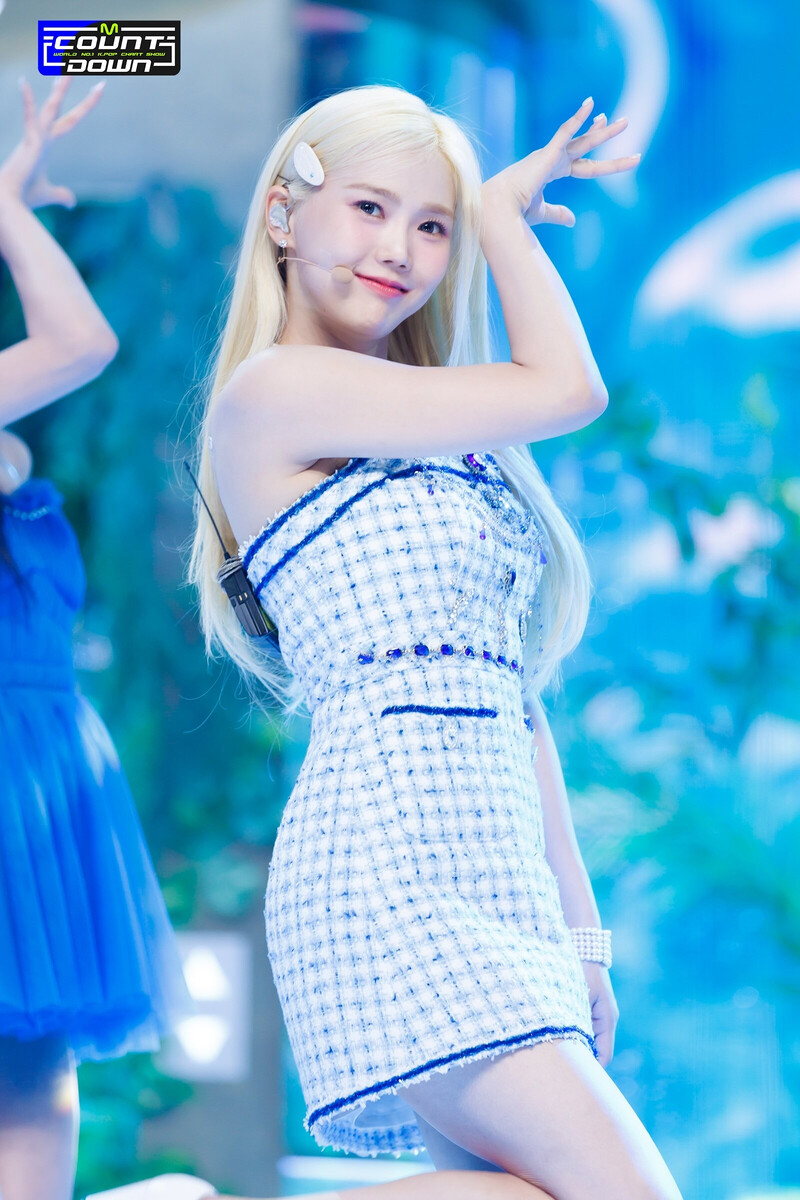 230727 OH MY GIRL Hyojung - 'Summer Comes' at M COUNTDOWN documents 1