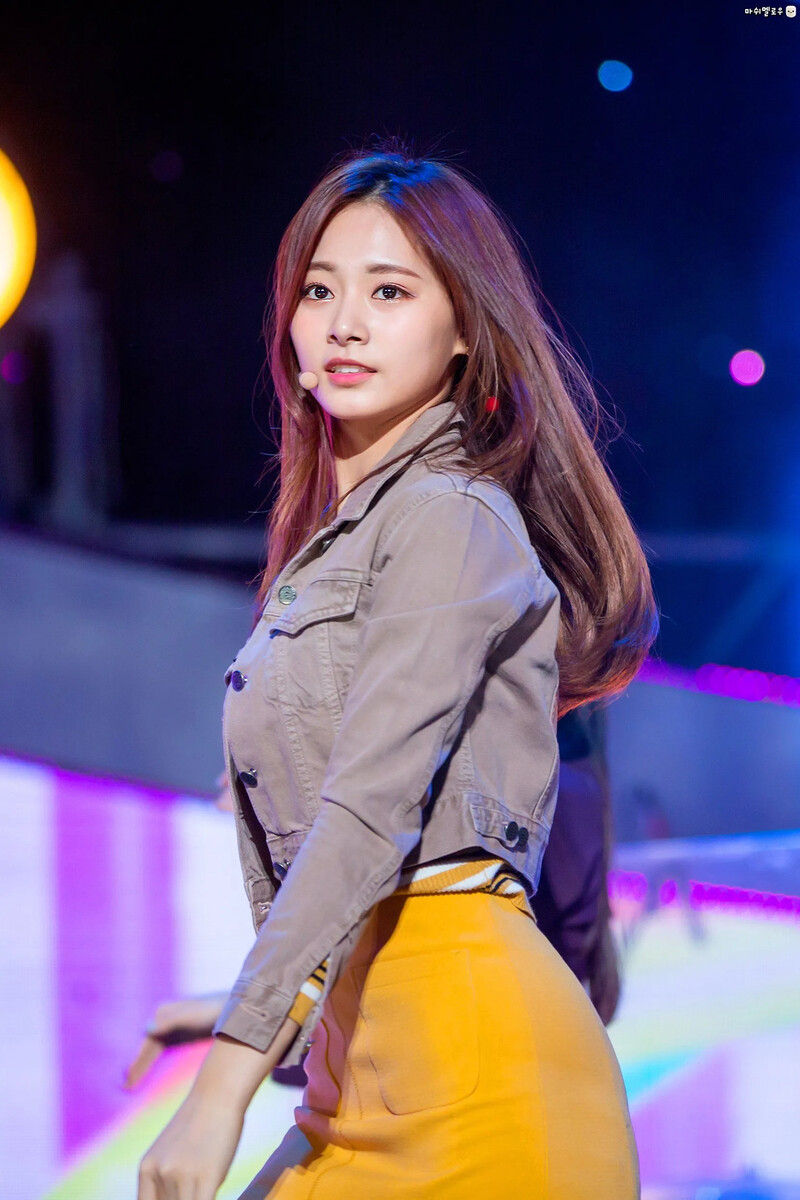 Tzuyu835.jpg