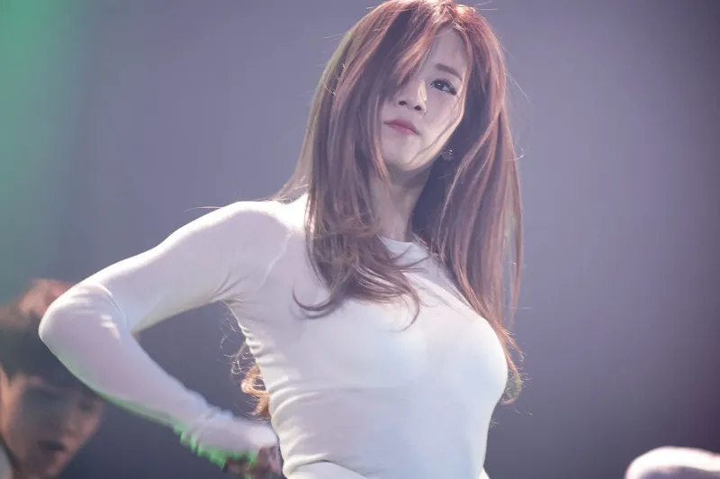 Chorong79_1.jpg