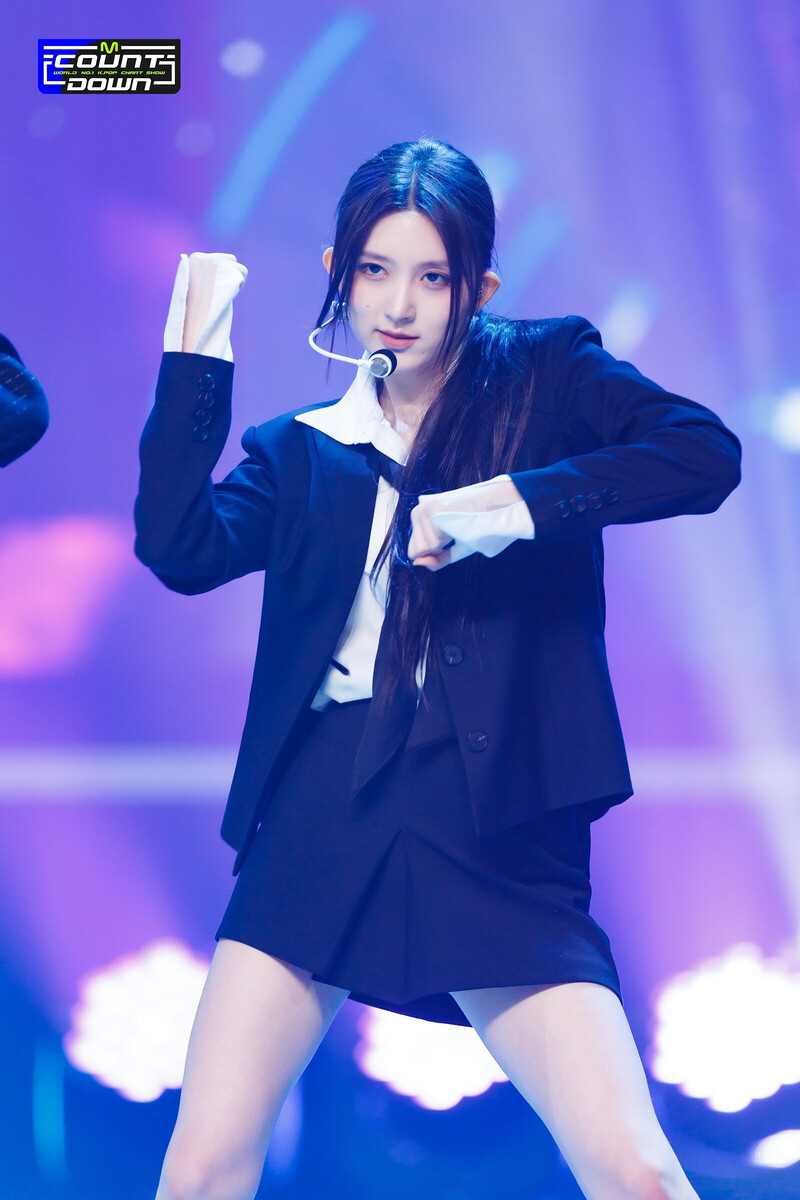 230413 IVE Gaeul -  'I AM' & 'Kitsch' at M COUNTDOWN documents 12