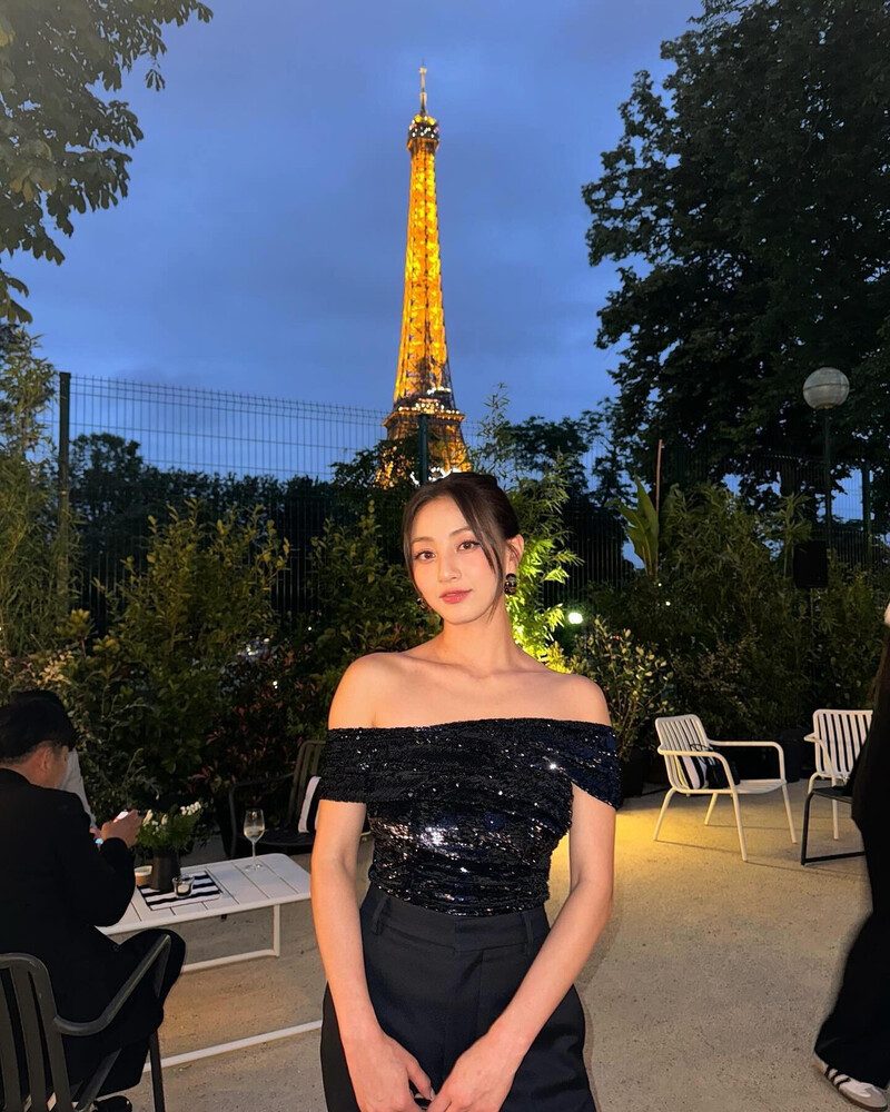 240623 - JIHYO Instagram Update documents 7