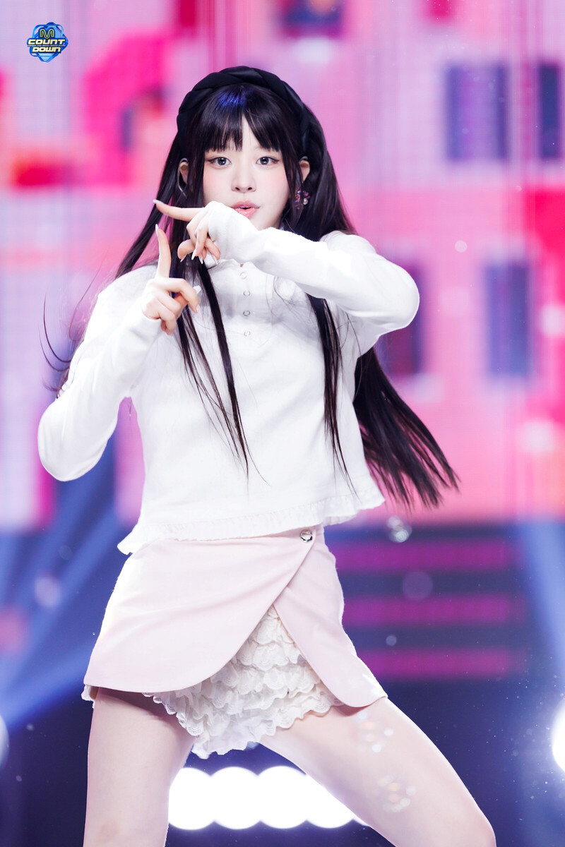 240404 ILLIT Minju - 'Magnetic' at M COUNTDOWN documents 2