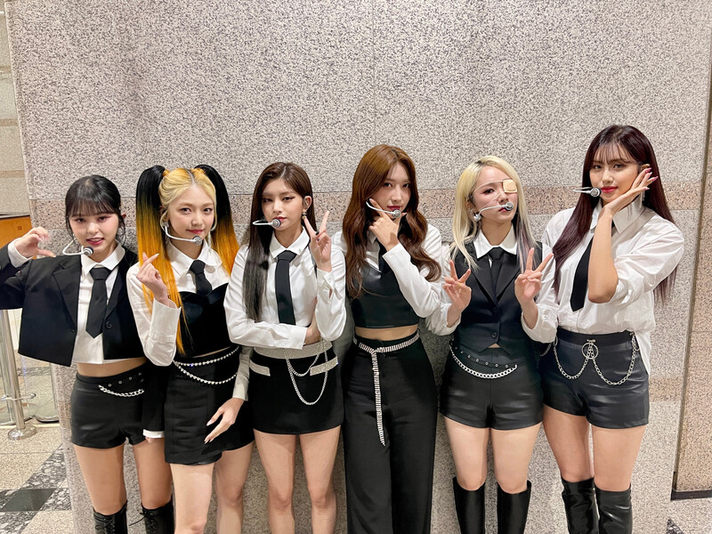 211220 EVERGLOW Twitter Update documents 9