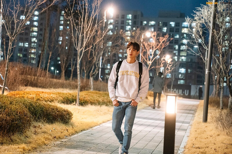 220427 Starship Naver Update - Shownu at 'Seoul Ghost Story' Behind the Scenes documents 6