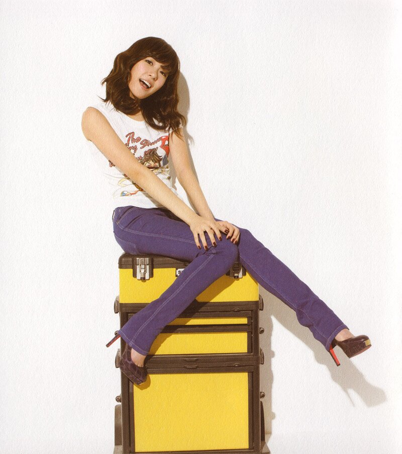 [SCANS] Girls' Generation - Gee documents 2