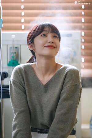 221110 IST Naver post - Apink EUNJI behind the scenes of 'Blind' drama