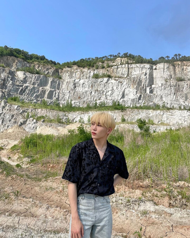 220704 SEVENTEEN Seungkwan Instagram Update documents 4