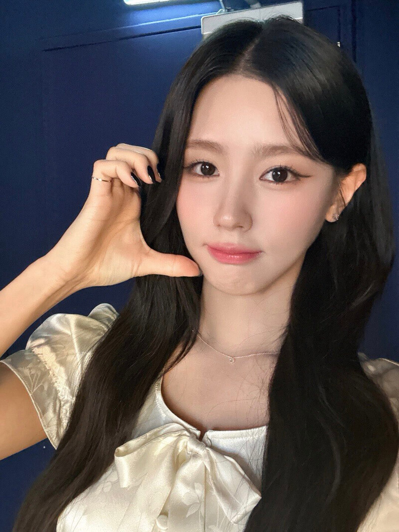 241018 - (G)I-DLE Twitter Update with MIYEON - PROJECT 7 documents 1