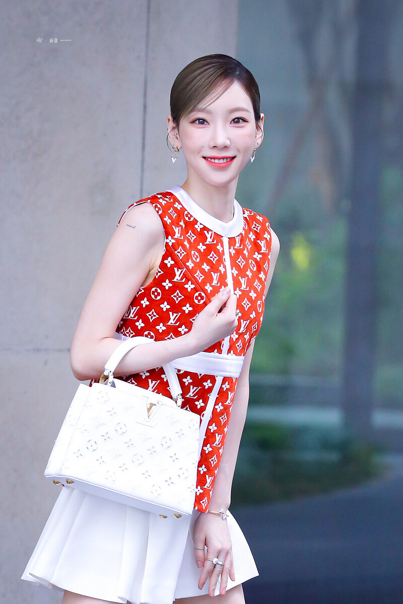 220530 Taeyeon at Louis Vuitton Objets Nomades Exhibition documents 1