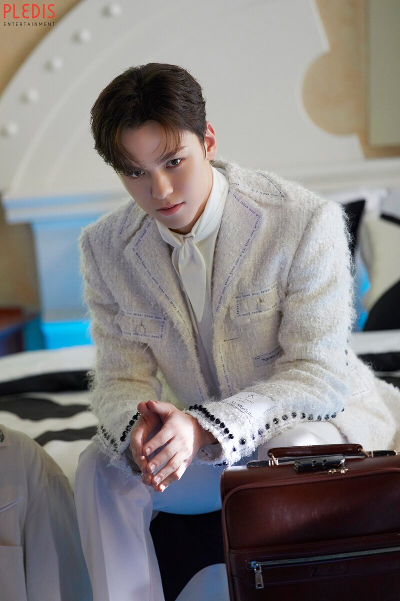 221116 SEVENTEEN ‘DREAM’ Behind the scenes of the ‘DREAM’ MV shooting - Vernon | Naver documents 2