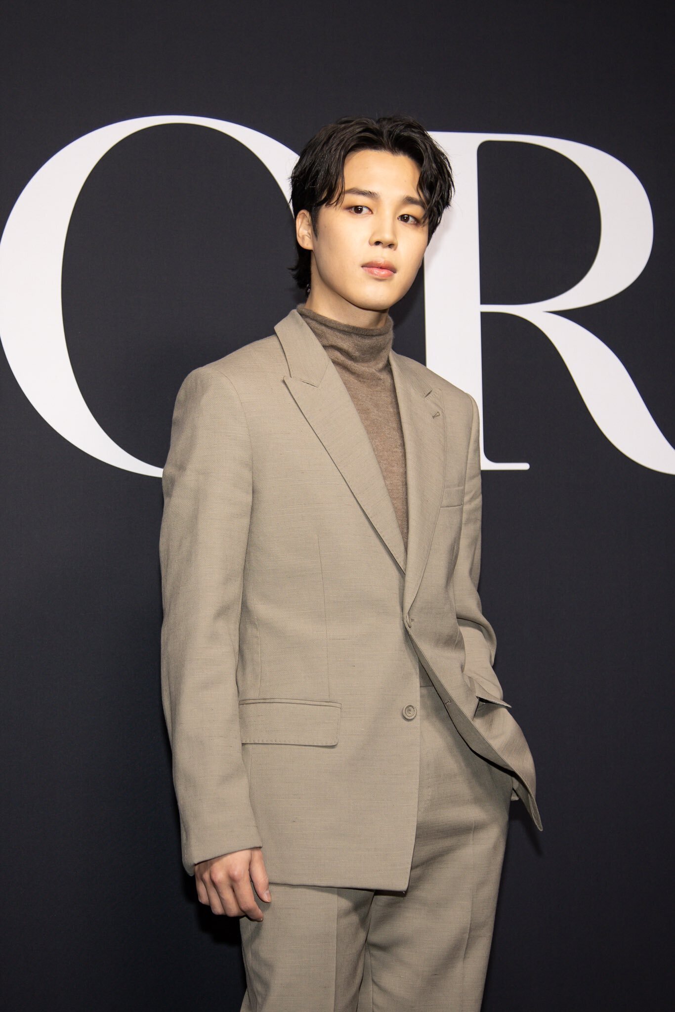 BTS's Jimin Sharply Suits Up for Dior's 2023 Menswear PFW Show