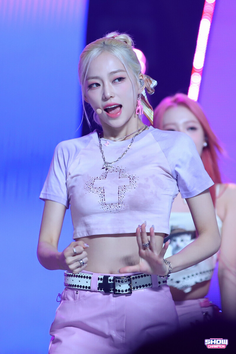 230927 EL7Z UP Yeeun - 'CHEEKY' at Show Champion documents 10