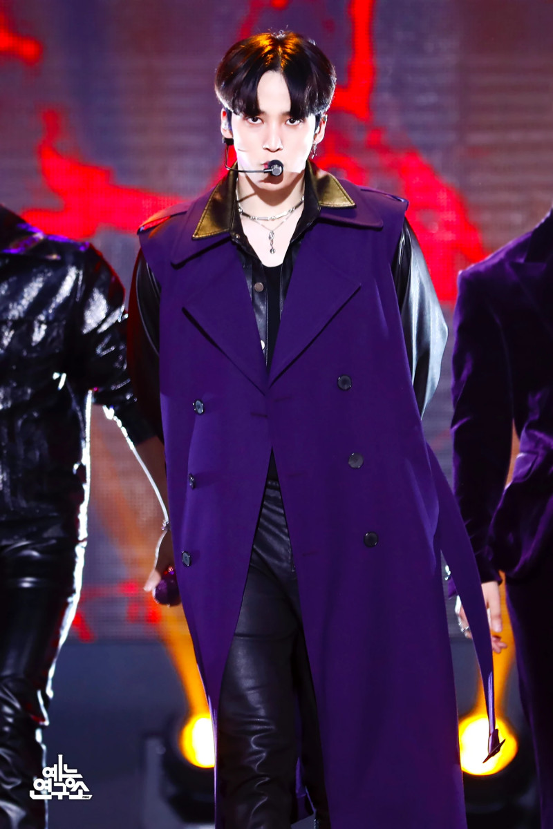 210313 ATEEZ Performing "Fireworks (I'm the One) on Show! Music Core | Naver Update documents 8